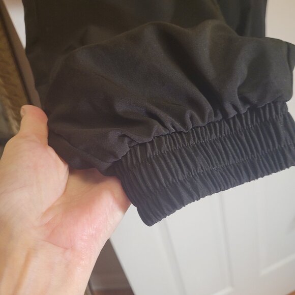 One Clothing Los Angeles Black Satin-Feel Joggers NWOT - Large - Picture 3 of 6